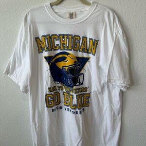 NWOT Michigan Wolverines Shirt